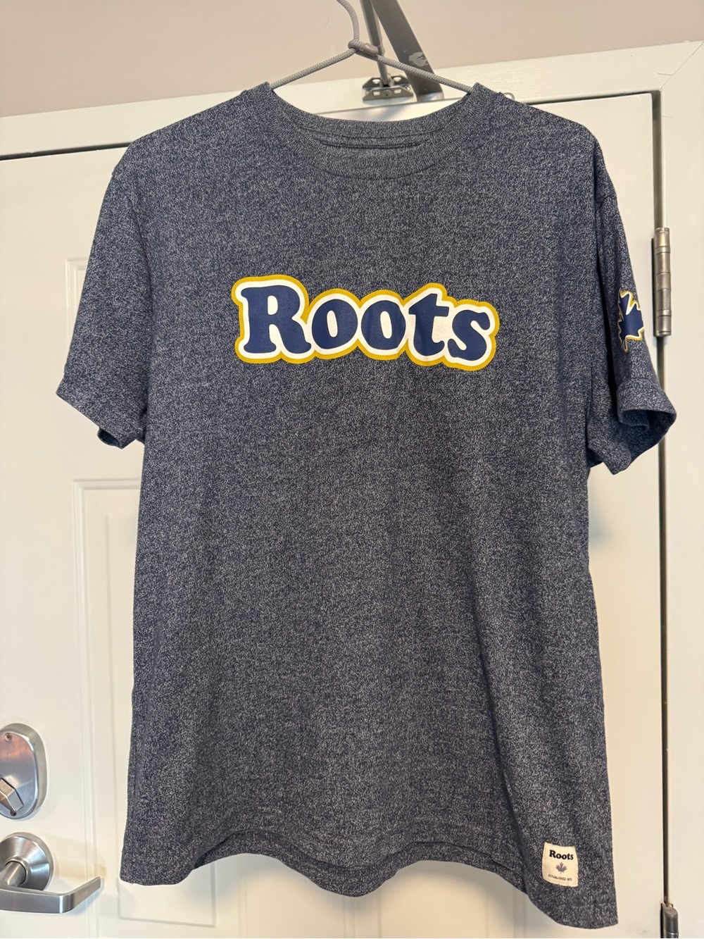Men’s Roots T-Shirt- Size Medium